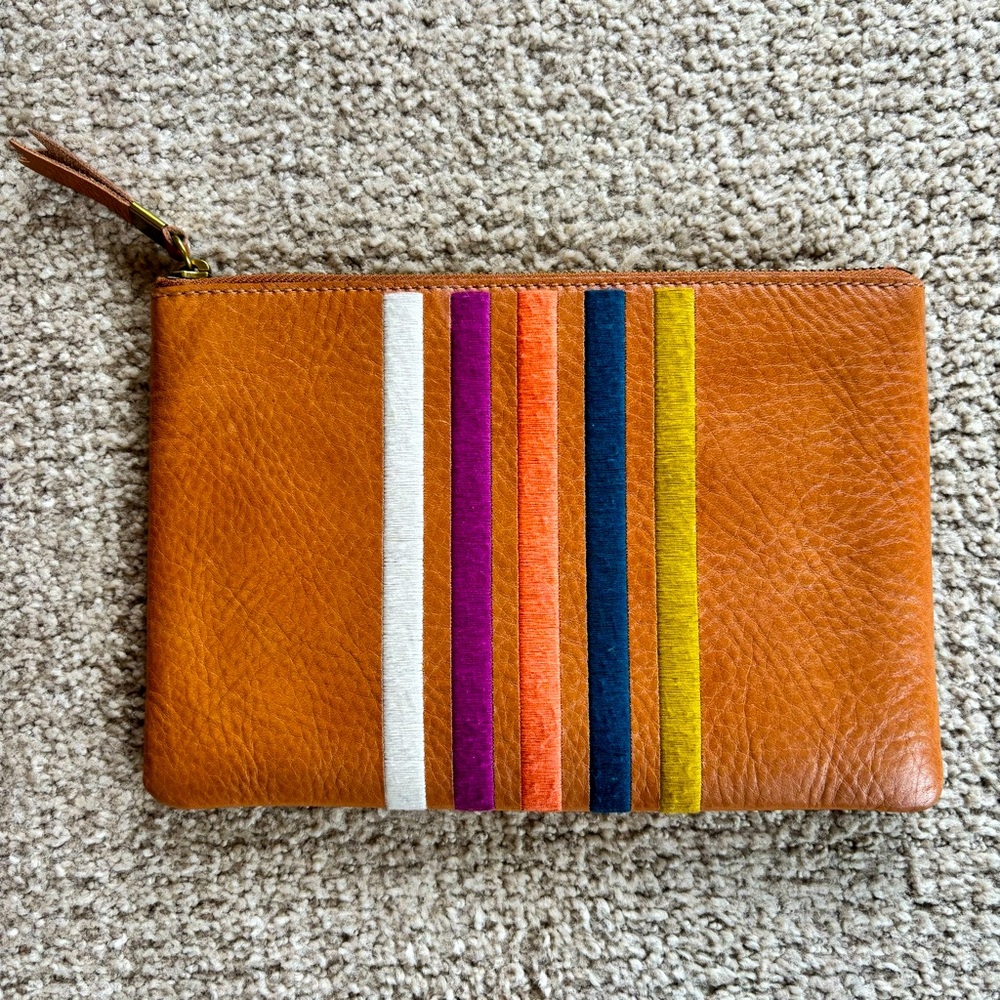 🌈 Madewell leather pouch with embroidered detail